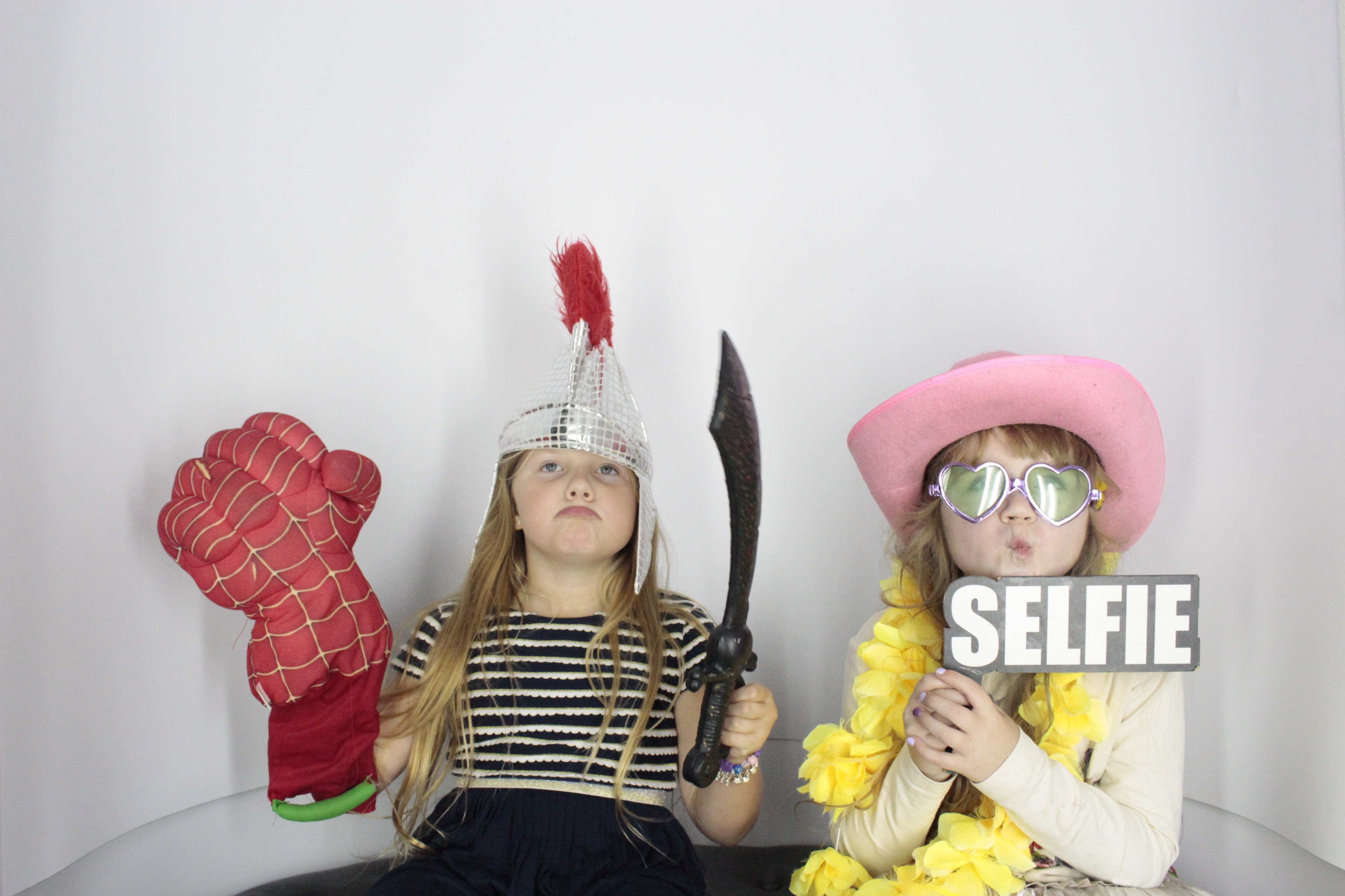 Nadine 40th Birthday  | View more photos from the event at gallery.myphotoboothexperience.co.uk/u/MyPhotoBoothExperienceLtd/Nadine-40th-Birthday